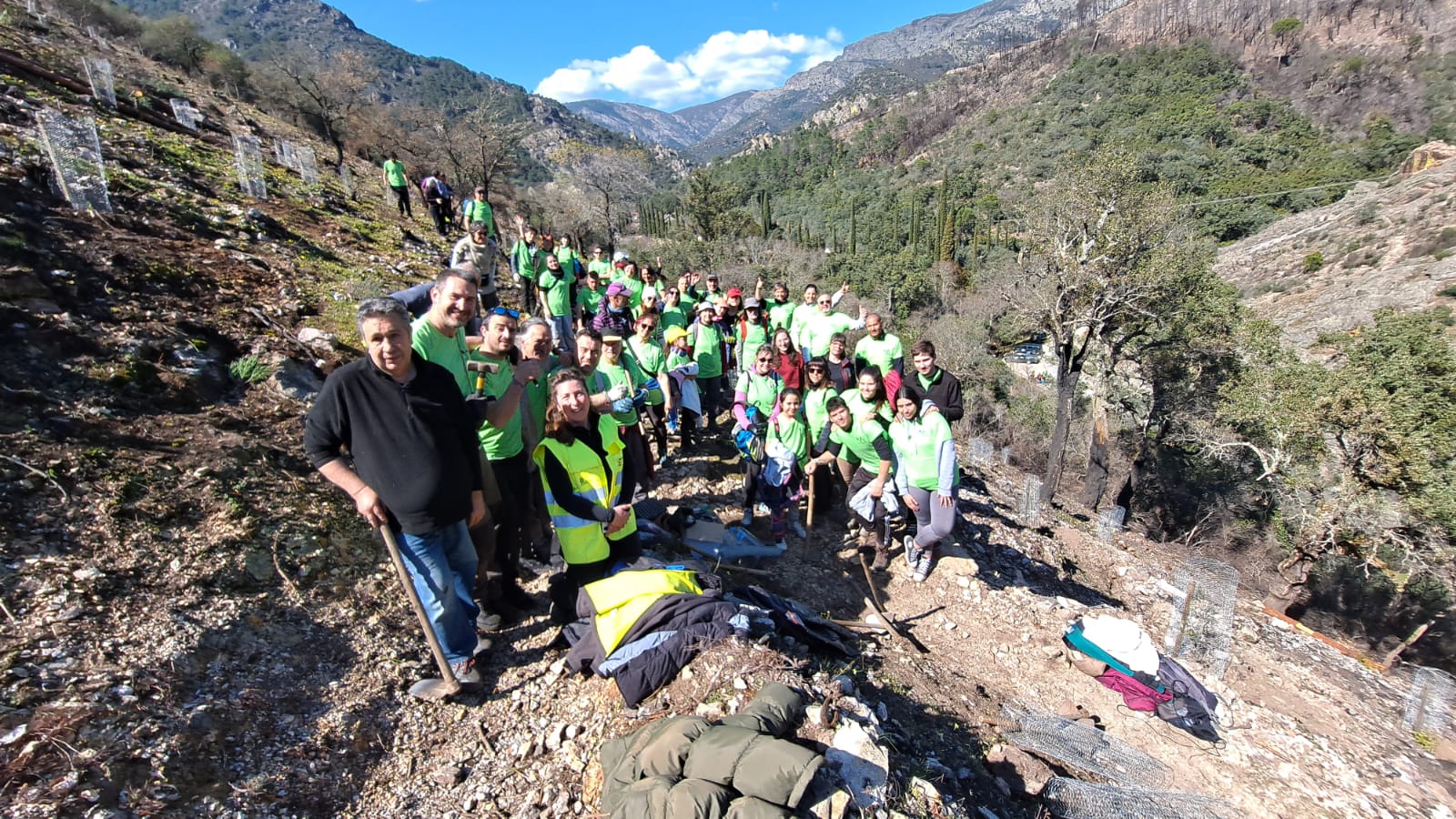 La Casa del Parque de Las Batuecas organizó una jornada de Voluntariado Ambiental para recuperar una zona afectada por un incendio