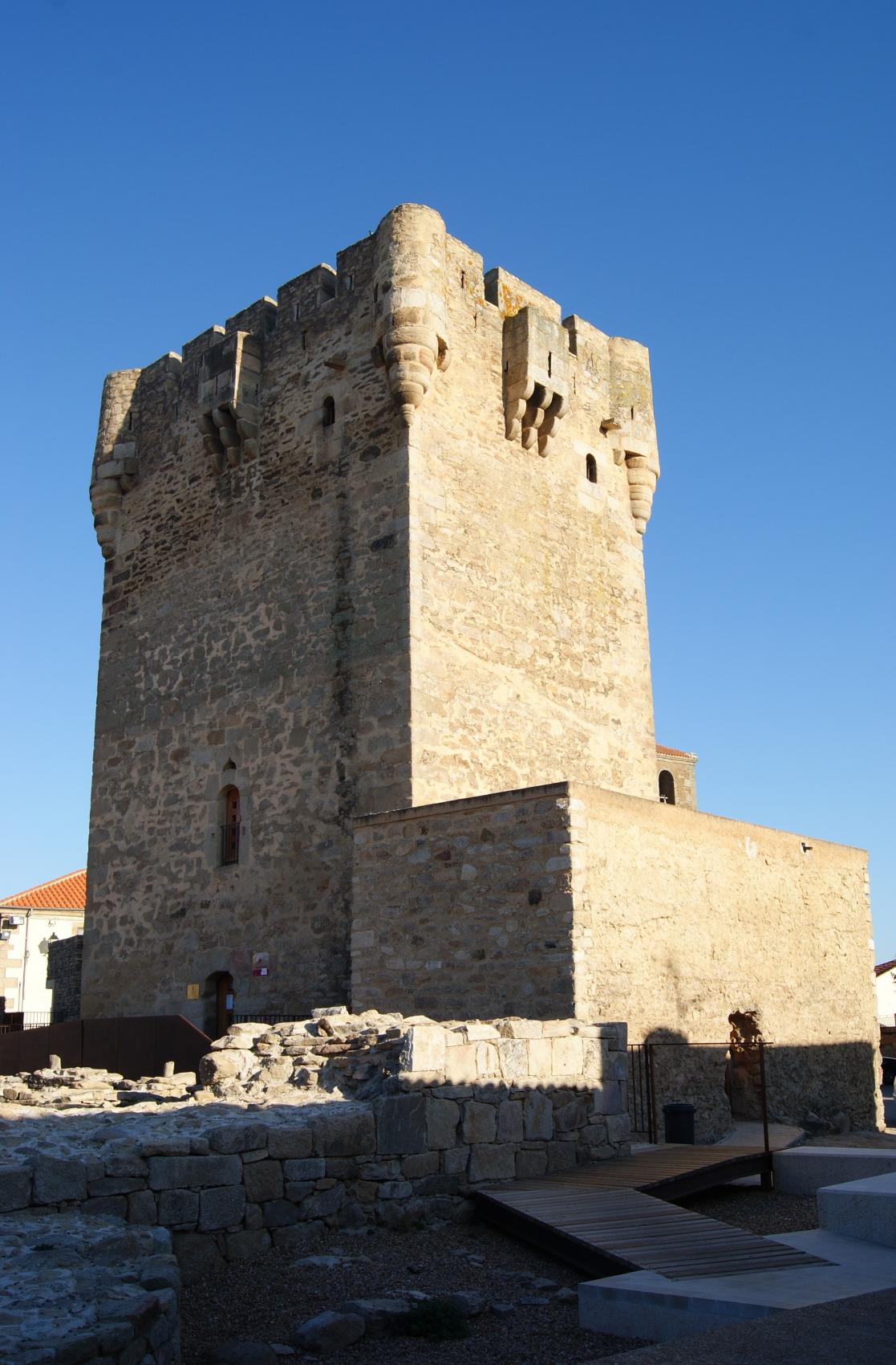 ¿Qué son las tumbas excavadas en roca? Una ventana abierta a la Alta Edad Media
