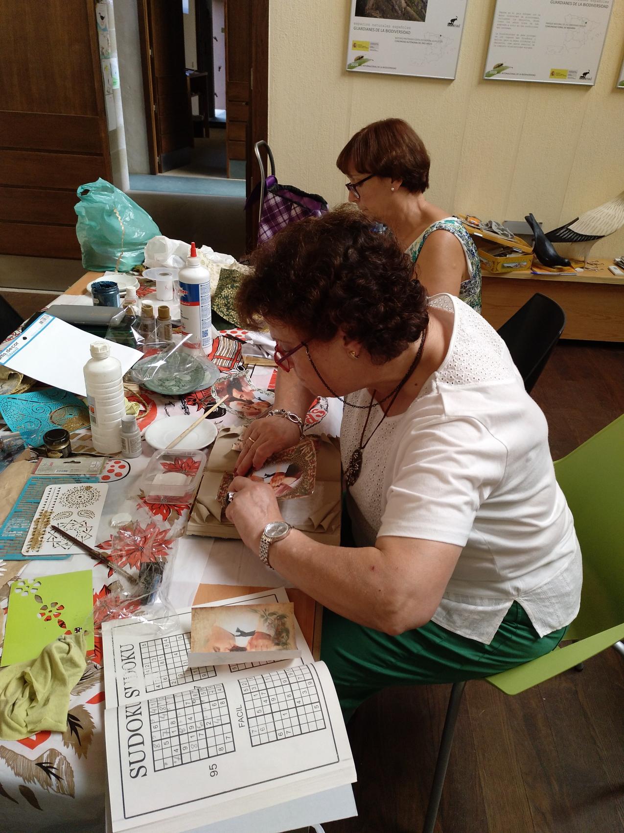 Trabajos en papel y cartón