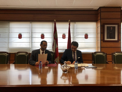 La Fundación Patrimonio Natural y el Emirato de Abu Dhabi firman un protocolo para el estudio y conservación del sisón en Castilla y León