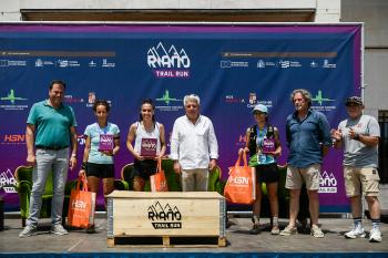 Un momento de la entrega de premios