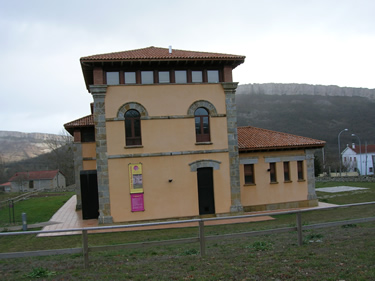 Casa del Parque de Ojo Guareña-Burgos