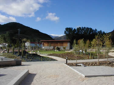 Casa del Parque de Valdeburon (Jardin)- Leon