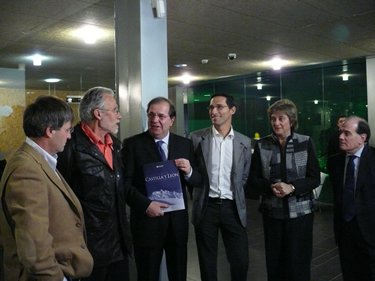 El presidente de la Junta presenta el libro “Montañas de Castilla y León”, un homenaje a las cumbres más representativas de la Comunidad